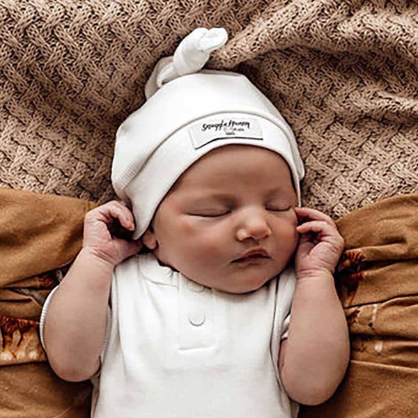 MILK RIBBED ORGANIC KNOTTED BEANIE