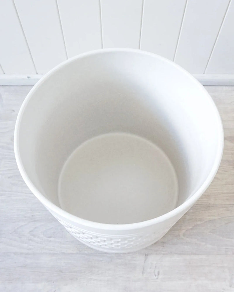 BLANC WHITE FOOTED PLANTER