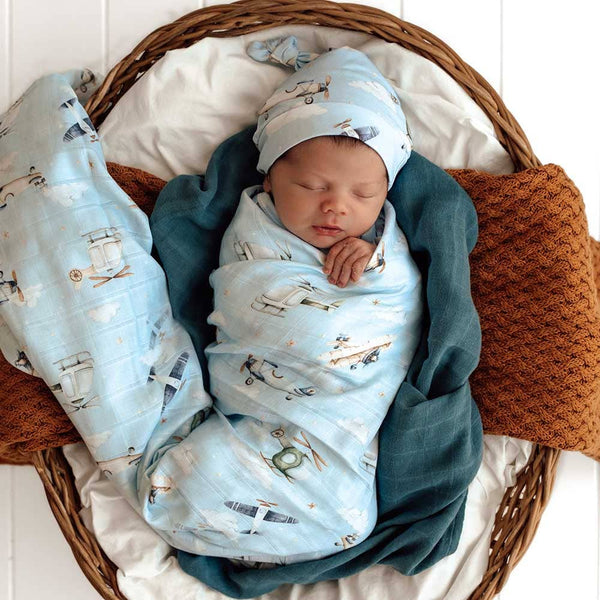TAKING FLIGHT ORGANIC MUSLIN WRAP