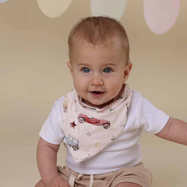 VINTAGE CARS ORGANIC DRIBBLE BIB