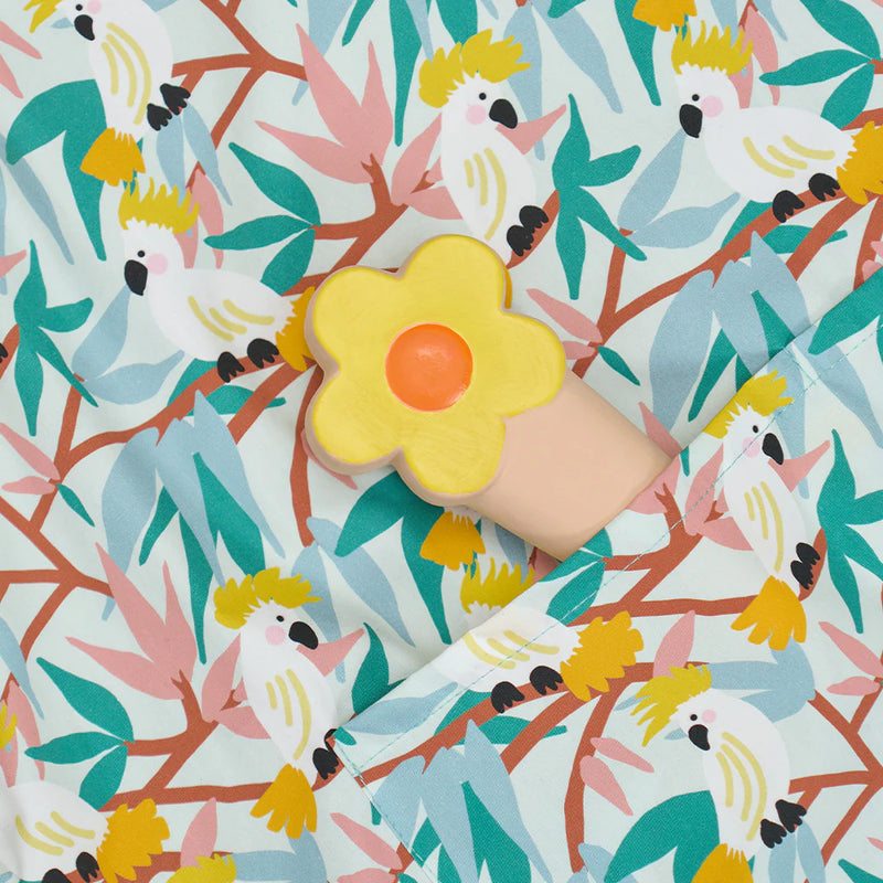 SLOW PLANT WATERING FLOWERS